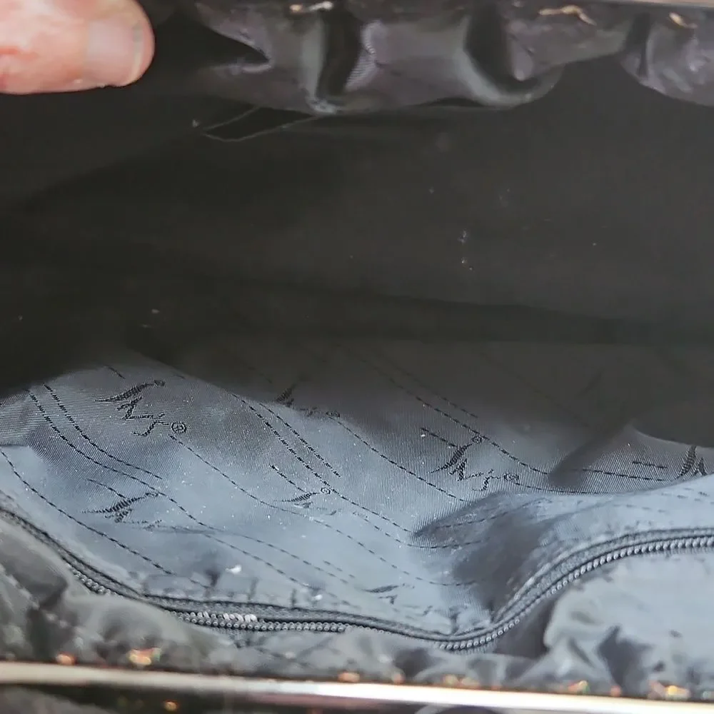 Vintage Tapestry Handbag With Floral Design - Picture 6 of 10